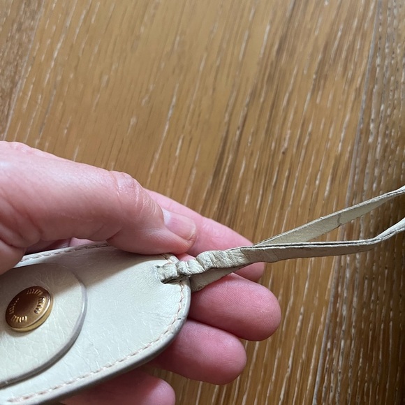 Miu Miu Cream Coffer Leather Crossbody Bag with Gold Clasp - Picture 14 of 14